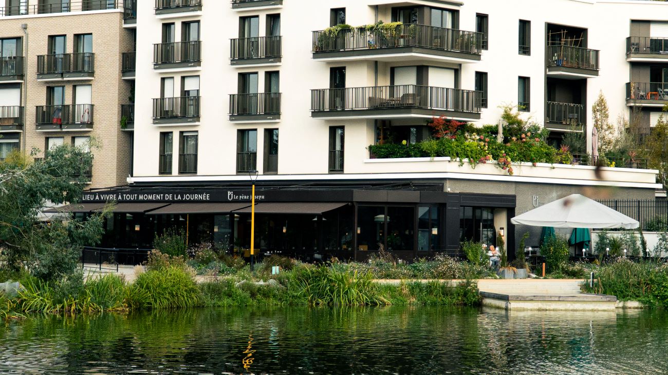 Terrasse du Père Joseph Rueil-Malmaison vue lac